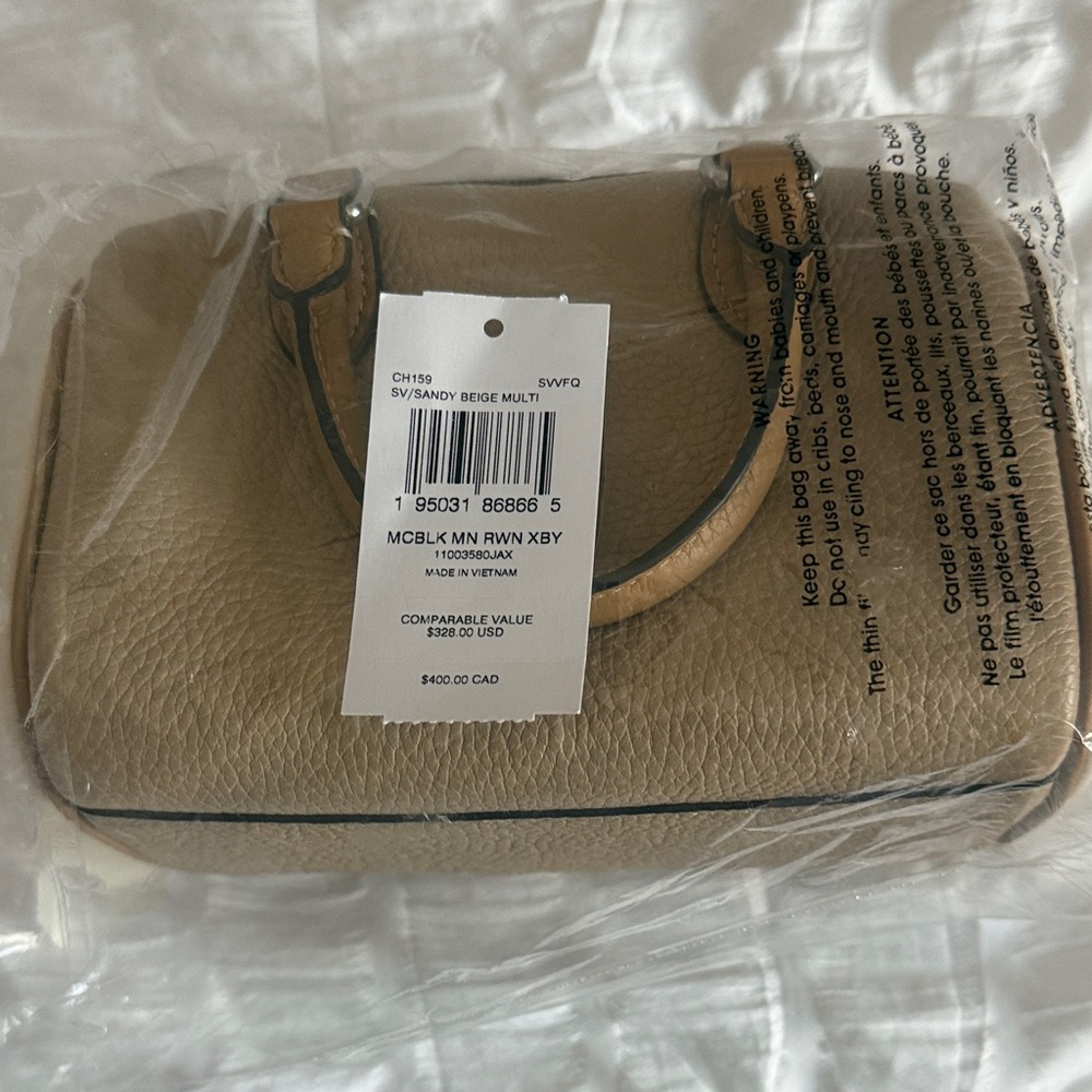 Coach Beige Leather mini. Never used in original packaging with tag. - Picture 3 of 4